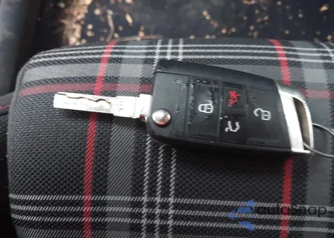 2018 Volkswagen Golf Gti 2.0T Autobahn/2.0T S/2.0T Se z USA, uszkodzony, nr VIN 3VW547AU2JM264630